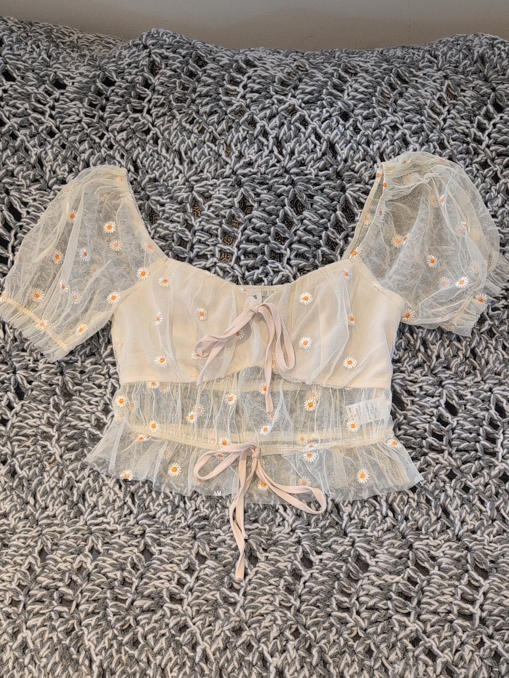 470 - Lelis Size Small Sheer Daisy Embroidered Crop Top, Cottagecore Fairycore - Picture 2 of 8